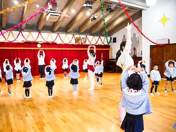 京都のバレエ教室を運営する司延子モダンバレエ(京都・滋賀・大阪・神奈川）教室・スタジオあり